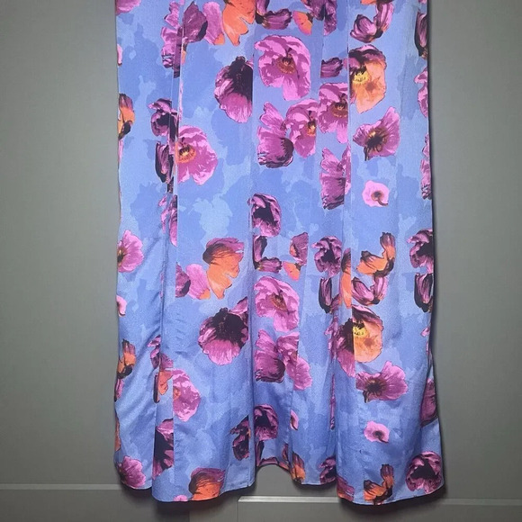 Banana Republic Round Neck Poppy Floral Maxi Dress Purple Blue Size 2 - Picture 6 of 9